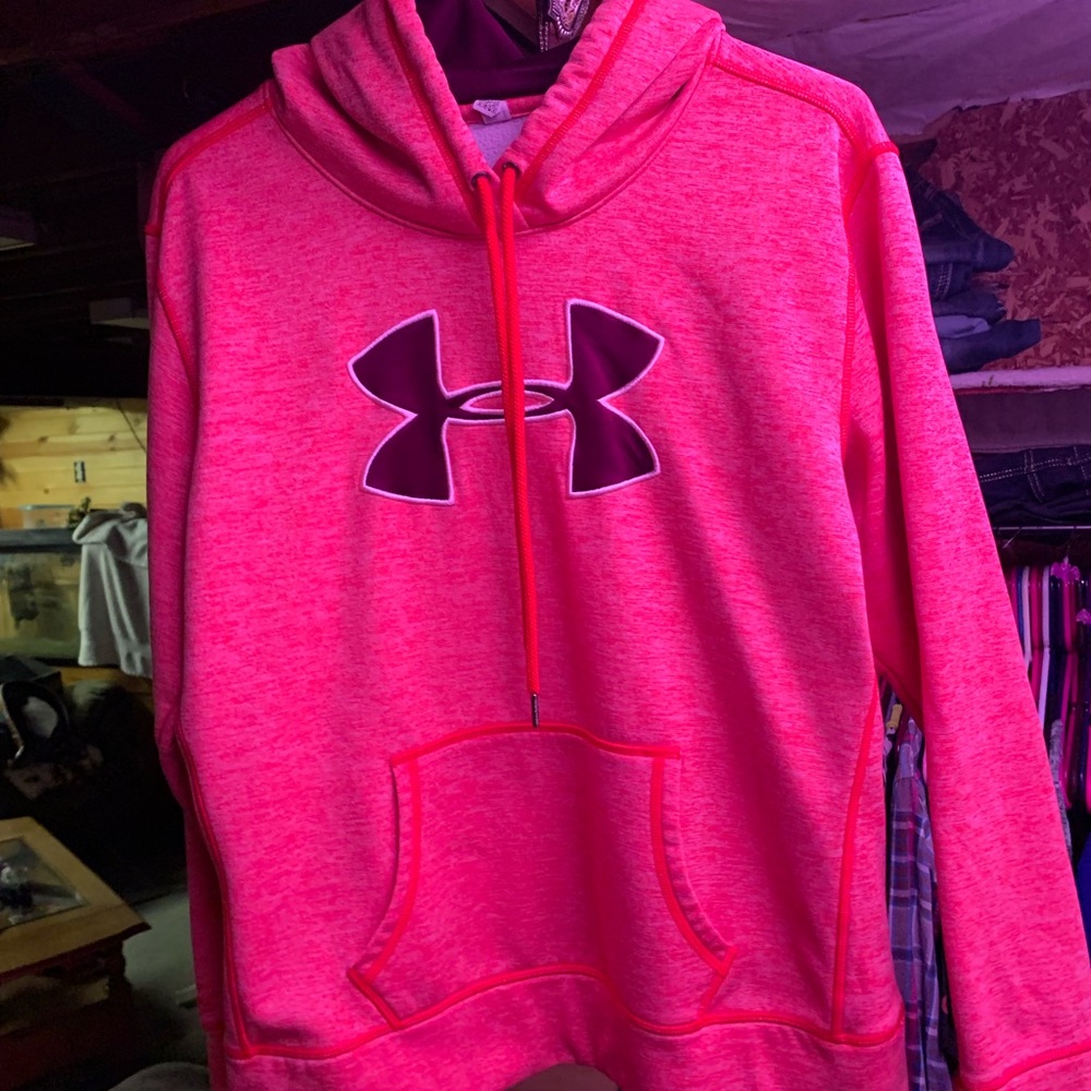 Medium under armor hoodie